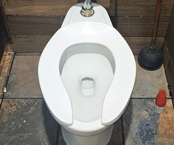 Bathroom Plumbing Services Toilet Repair and Installation